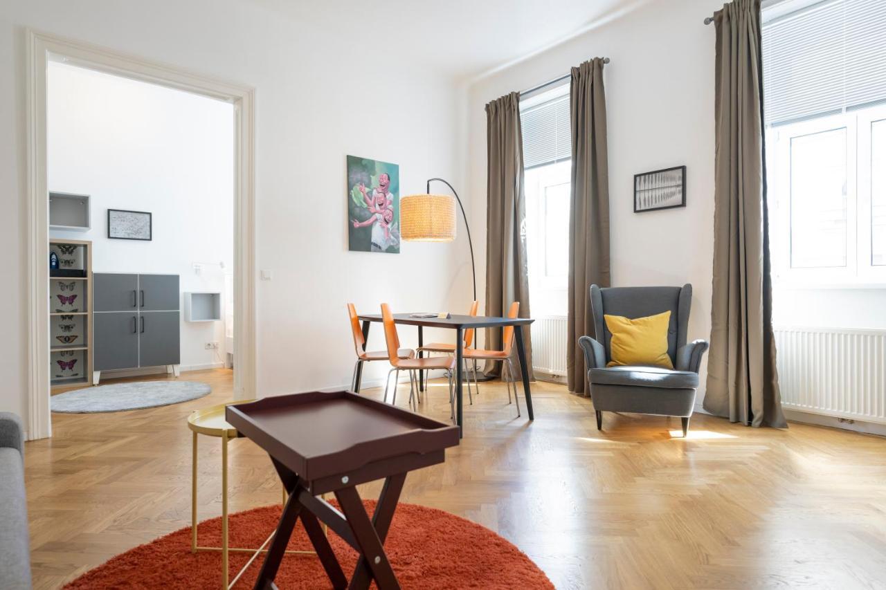 Luxury Suites Liechtenstein Viena Exterior foto